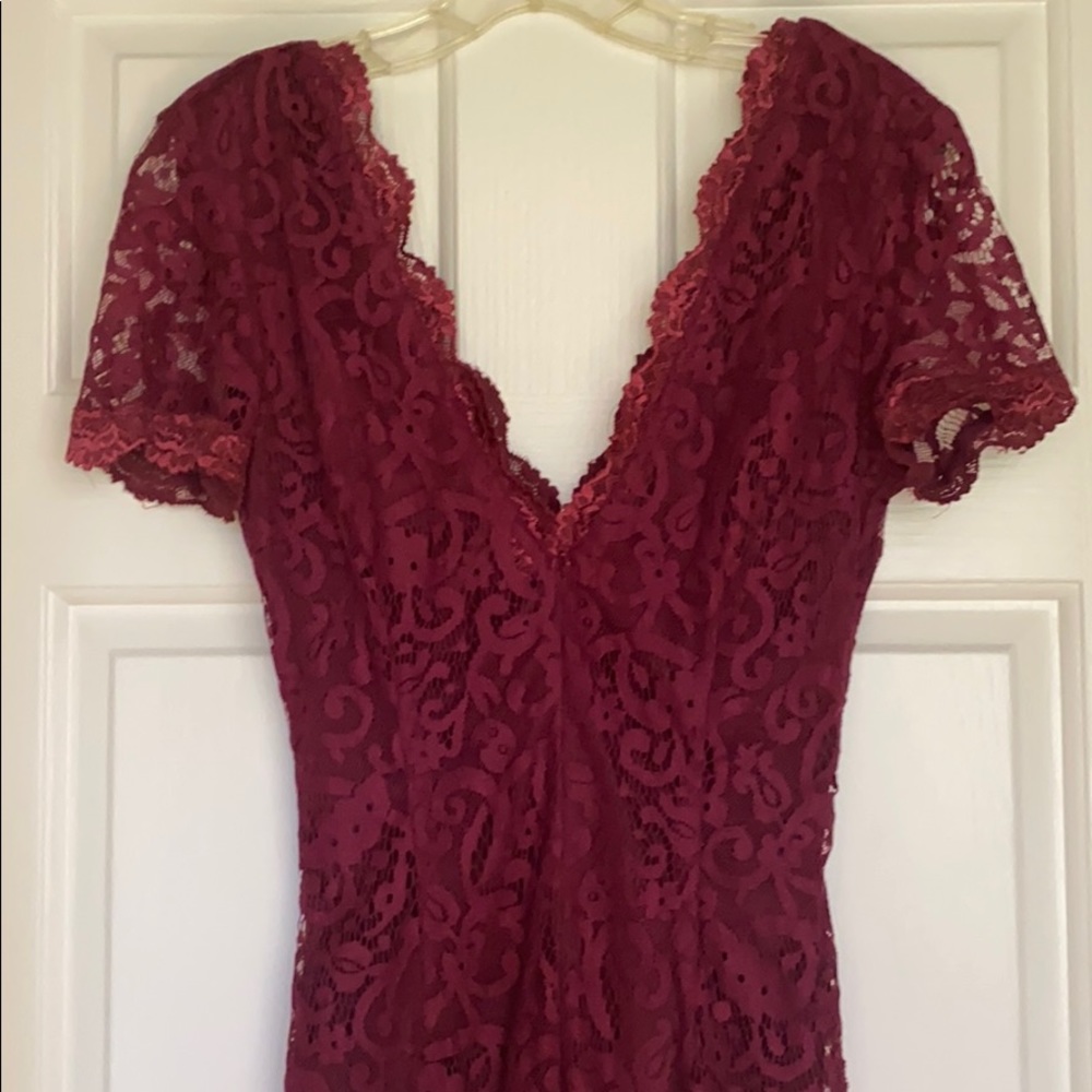 NWOT Maroon lace short sleeve dress- never worn